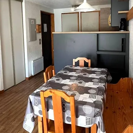 Lumineux Aux Gets, 4 Pers, Proche Piste Et Commerces, Parking Prive - Fr-1-802-58 Apartman *